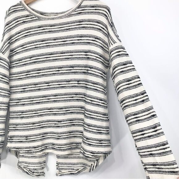 Doe & Rae Black Stripe Cream Knit Back Zip Pullover - Picture 2 of 11